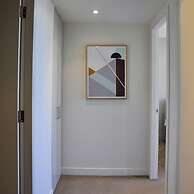 Mono Apartments on Freshwater