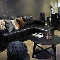 Mono Apartments on Freshwater