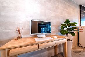 Jungmoon J Hill & City Hotel