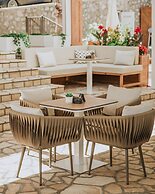 Kalamper Hotel & Spa