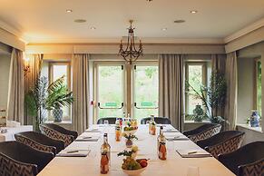 Lords of the Manor Hotel