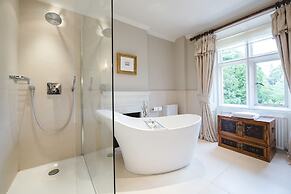 Lords of the Manor Hotel