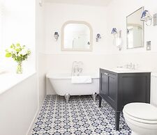 Lords of the Manor Hotel