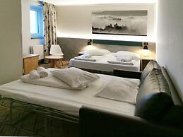 Hotel Miriquidi