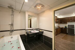 Poonsa Duy Tan Hotel & Serviced Apartment