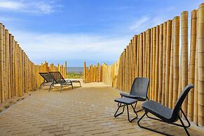 Beachhouse Hotel