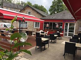 La Vieille Auberge du Lac