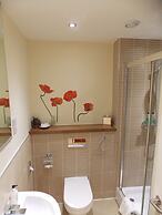 Violet Bank Apartment New Town