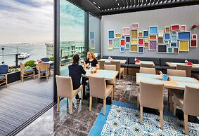 Park Inn by Radisson Izmir