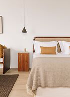 White Exclusive Suite & Villas