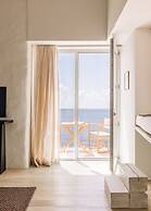 White Exclusive Suite & Villas