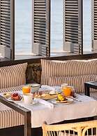 White Exclusive Suite & Villas