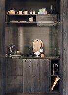 White Exclusive Suite & Villas