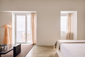 White Exclusive Suite & Villas