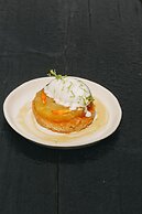 White Exclusive Suite & Villas