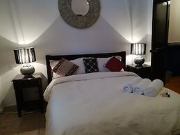 Niceplace Inn