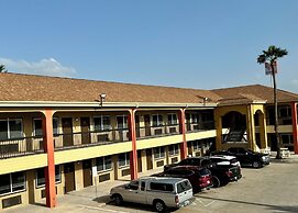 Texas Inn and Suites City Center at University Dr.