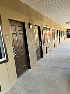 Texas Inn and Suites City Center at University Dr.