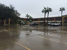 Texas Inn and Suites City Center at University Dr.