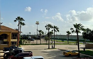 Texas Inn and Suites City Center at University Dr.