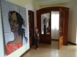 Hotel Mi Tierra Casa Blanca