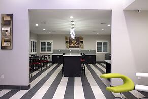 Grand Villa Inn & Suites Chinatown