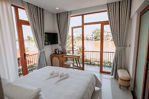 Hue Riverside Villa
