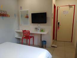 Hotel Strawberry Fields