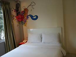 Hotel Strawberry Fields