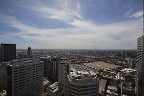 Platinum City Serviced Apartments