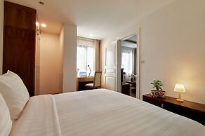 The Bloom Classic - Hotel and Bistro