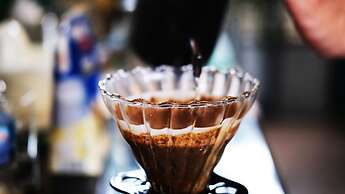 The Bloom Classic - Hotel and Bistro