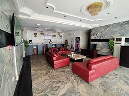 Laps New World Hotel