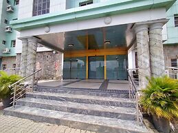 Laps New World Hotel