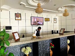 Laps New World Hotel