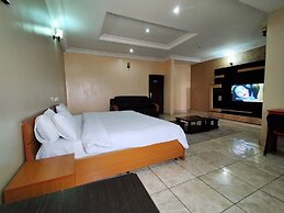 Laps New World Hotel