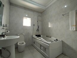 Laps New World Hotel