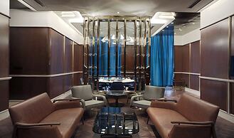 The Lotus Hotel Chongqing