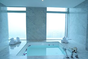 The Lotus Hotel Chongqing