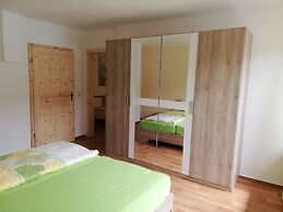 Pension, Seminarräume & Käsemanufaktur im Leezener Hof