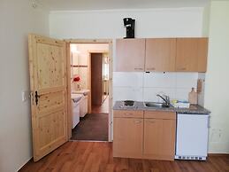 Pension, Seminarräume & Käsemanufaktur im Leezener Hof
