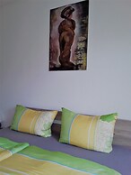 Pension, Seminarräume & Käsemanufaktur im Leezener Hof
