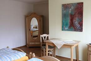Pension, Seminarräume & Käsemanufaktur im Leezener Hof