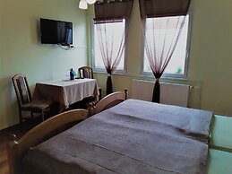 Pension, Seminarräume & Käsemanufaktur im Leezener Hof