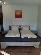 Pension, Seminarräume & Käsemanufaktur im Leezener Hof