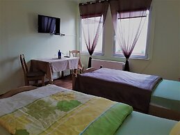Pension, Seminarräume & Käsemanufaktur im Leezener Hof
