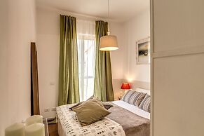 Spagna Glamour Life Penthouse