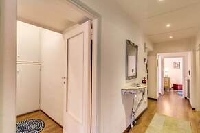 Spagna Glamour Life Penthouse