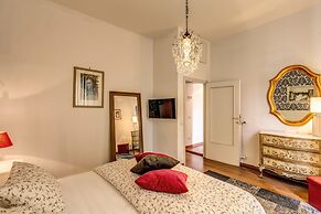 Spagna Glamour Life Penthouse