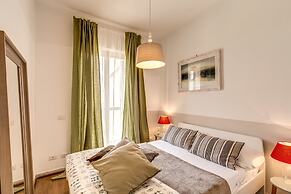 Spagna Glamour Life Penthouse